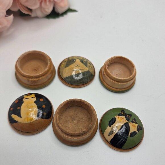 Cat Lovers Beware - Cat Trinket Boxes Lacquer Wood Box Pill Case  Set of Three 3 - Picture 5 of 8